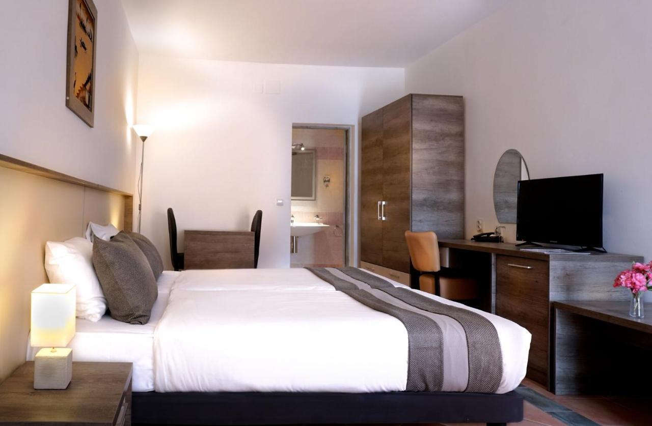 Sunbeach Hotel & Resort Bakau Екстер'єр фото