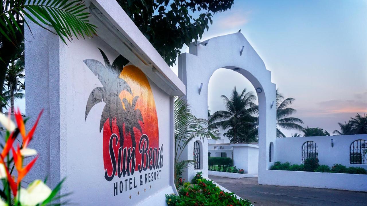 Sunbeach Hotel & Resort Bakau Екстер'єр фото